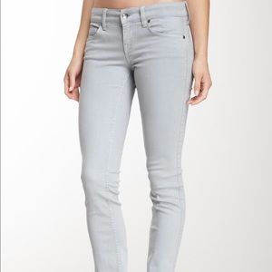 NWOT Level 99 Lily Skinny Straight Jeans Grey